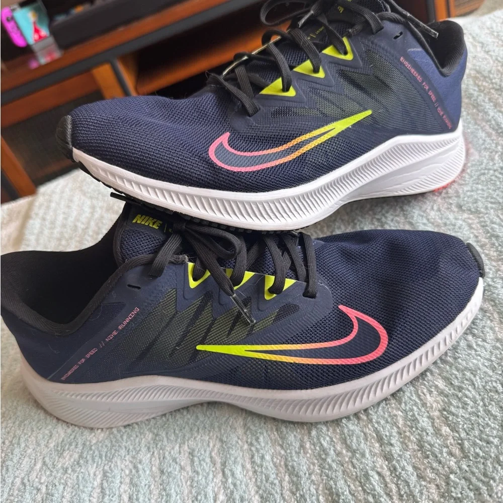 Nike Navy and Neon Yellow/Pink Running Shoes - Picture 1 of 4